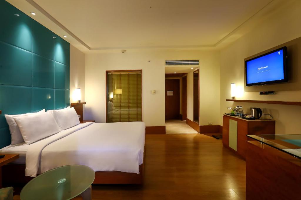 Radisson Blu Hotel Chennai City Centre